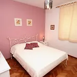 Apartment Mastrinka 1005a *