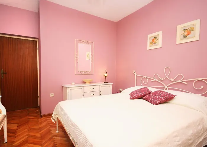 Mastrinka 1005a Apartment Trogir