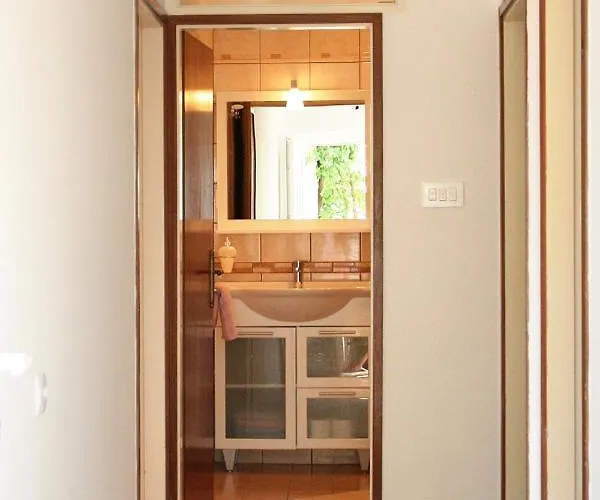 Mastrinka 1005a Apartment Trogir