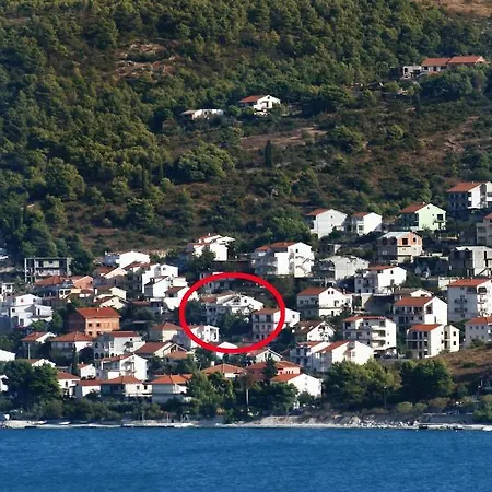 Mastrinka 1005a Apartmán *
