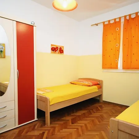 Daire Mastrinka 1005a Trogir