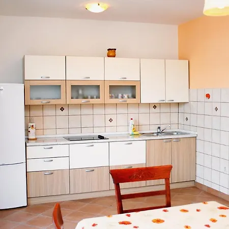 Mastrinka 1005a Apartament *